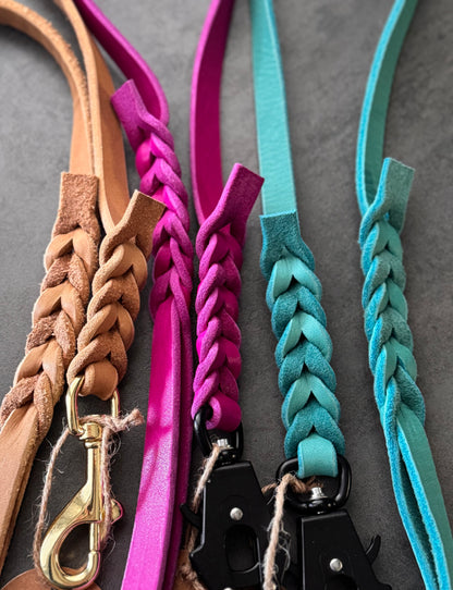 Fettlederleine mit Handschlaufe