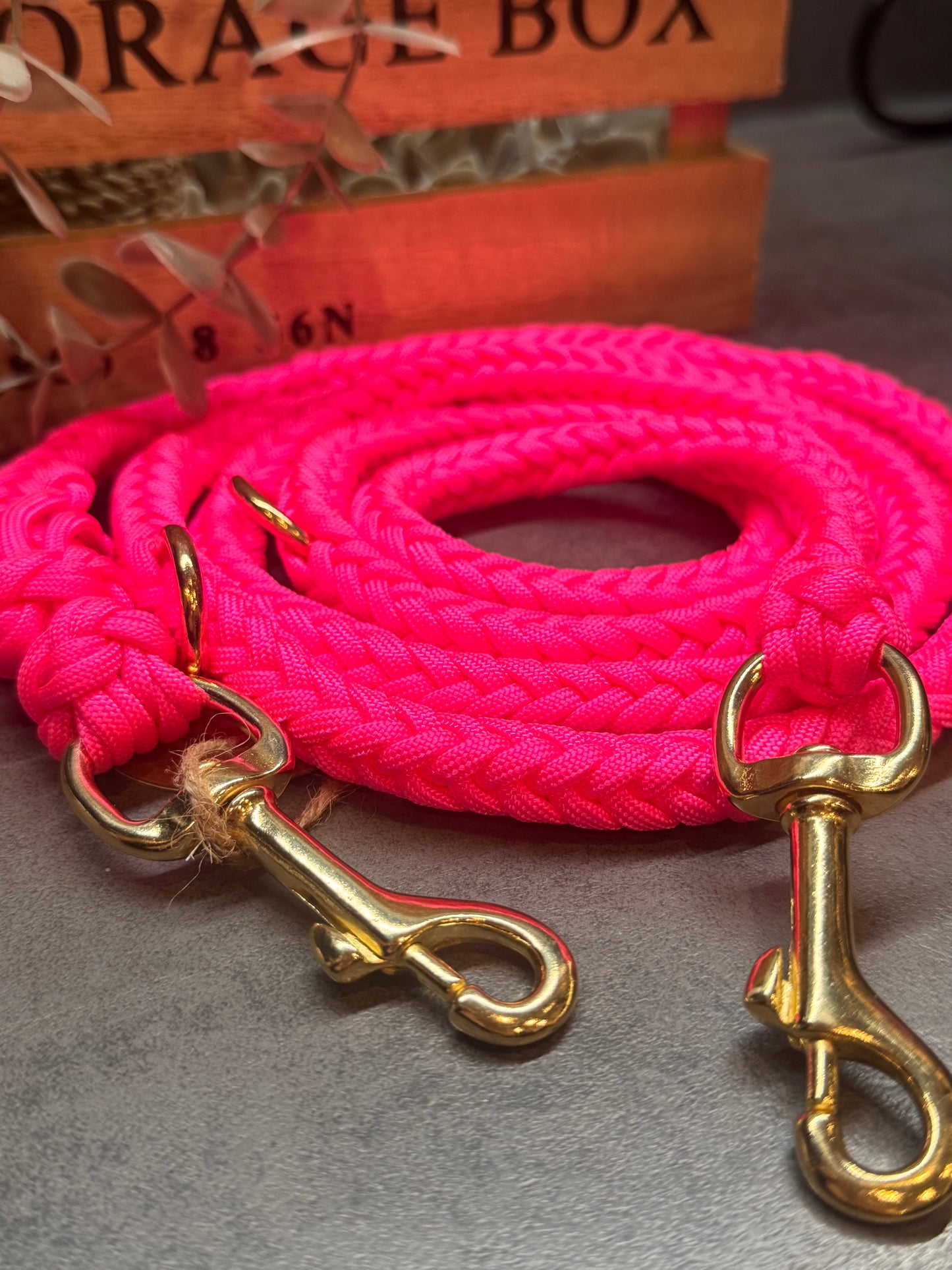 Paracordleine Herringbone Neonpink