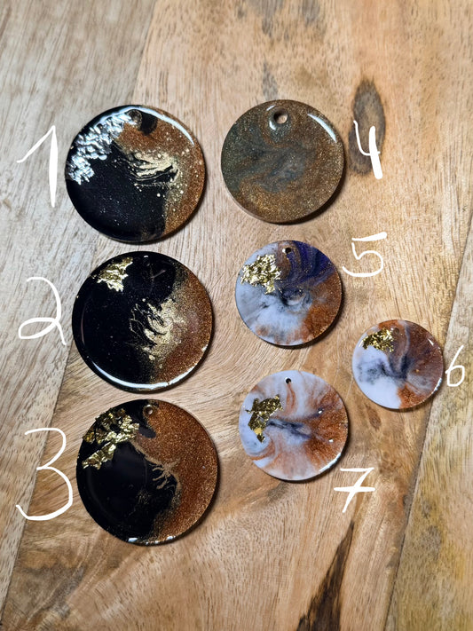 Epoxid- Hundemarke schwarz/gold/beige personalisierbar