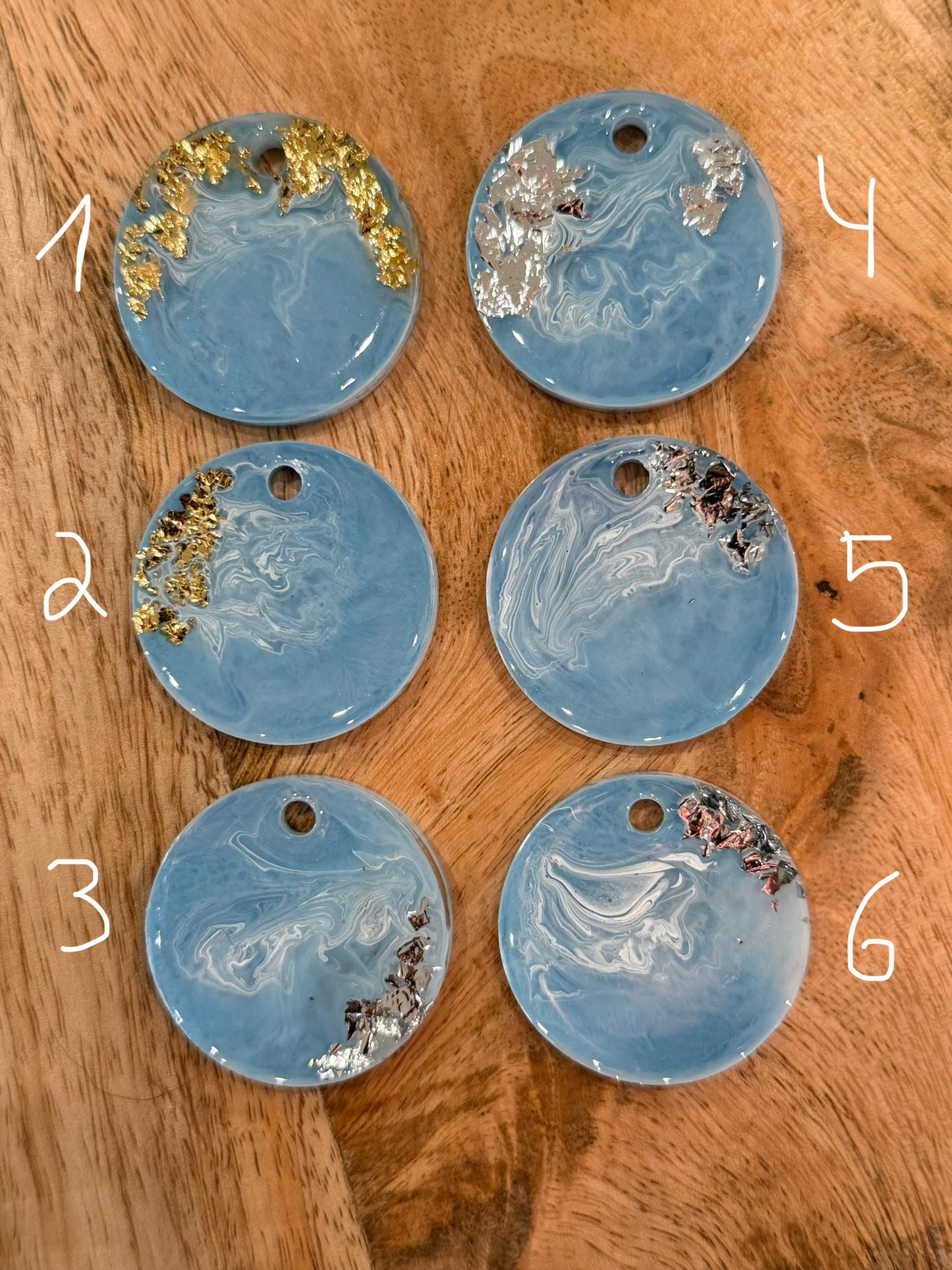 Epoxid- Hundemarke Babyblau (groß) personalisierbar